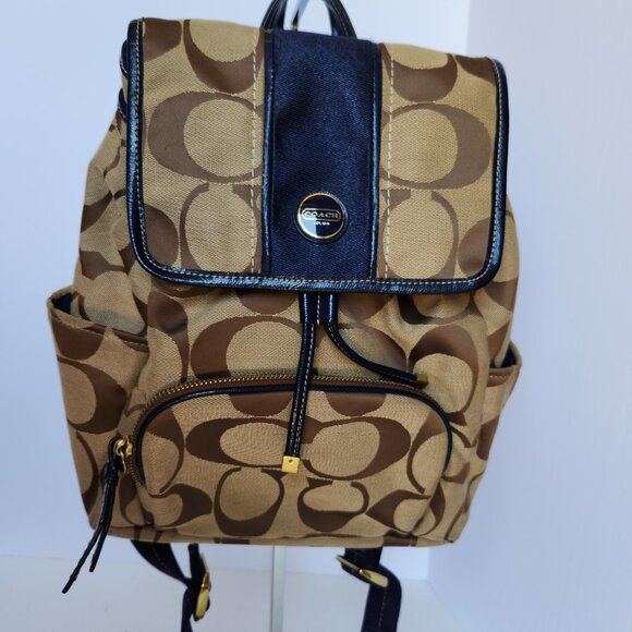 COACH Signature Stripe backpack navy/khaki like new F21928 with bonus wallet - Picture 2 of 16